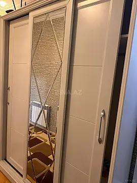 Kirayə verilir 3 otaqlı mənzil 135 m²