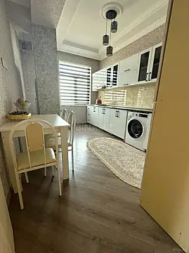 Satılır 2 otaqlı mənzil 85 m²