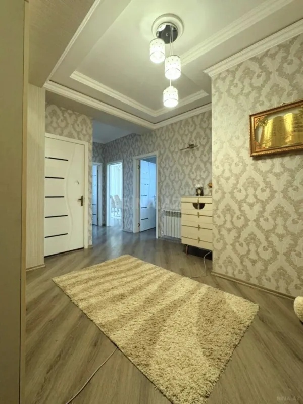 Satılır 2 otaqlı mənzil 85 m²