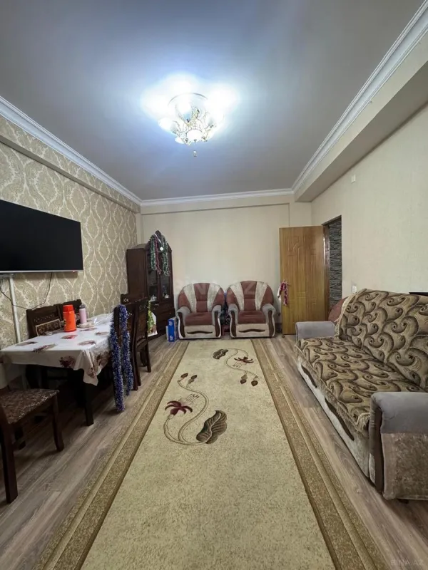 Satılır 2 otaqlı mənzil 60 m²