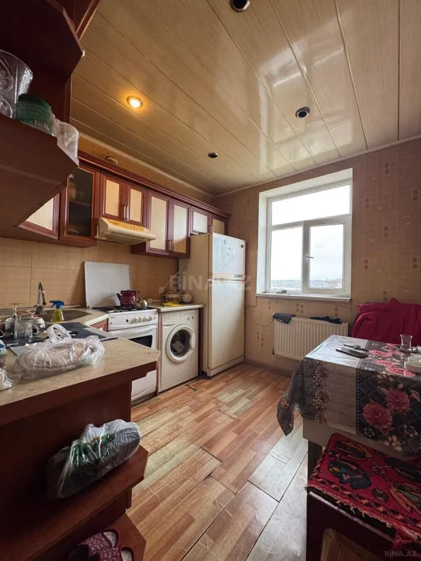 Satılır 4 otaqlı mənzil 100 m²