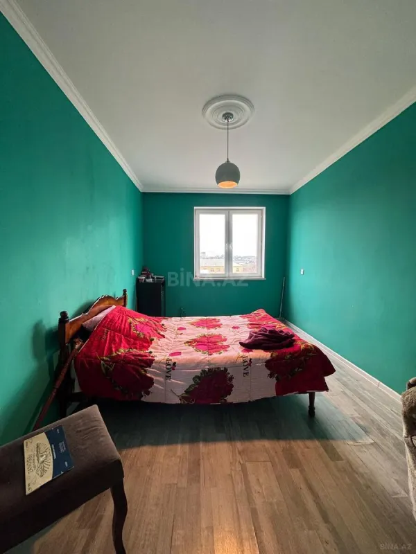 Satılır 4 otaqlı mənzil 100 m²