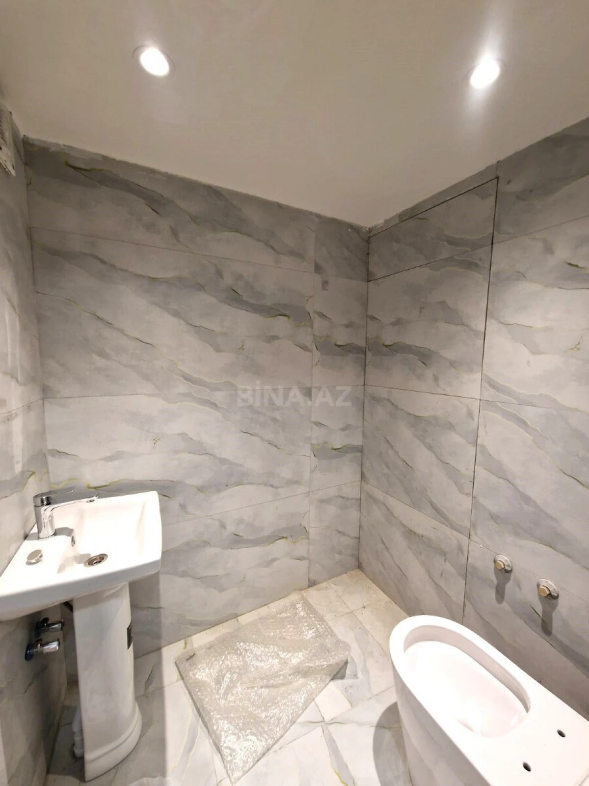 Kirayə verilir obyekt 130 m²