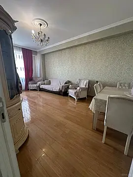 Satılır 3 otaqlı mənzil 95 m²