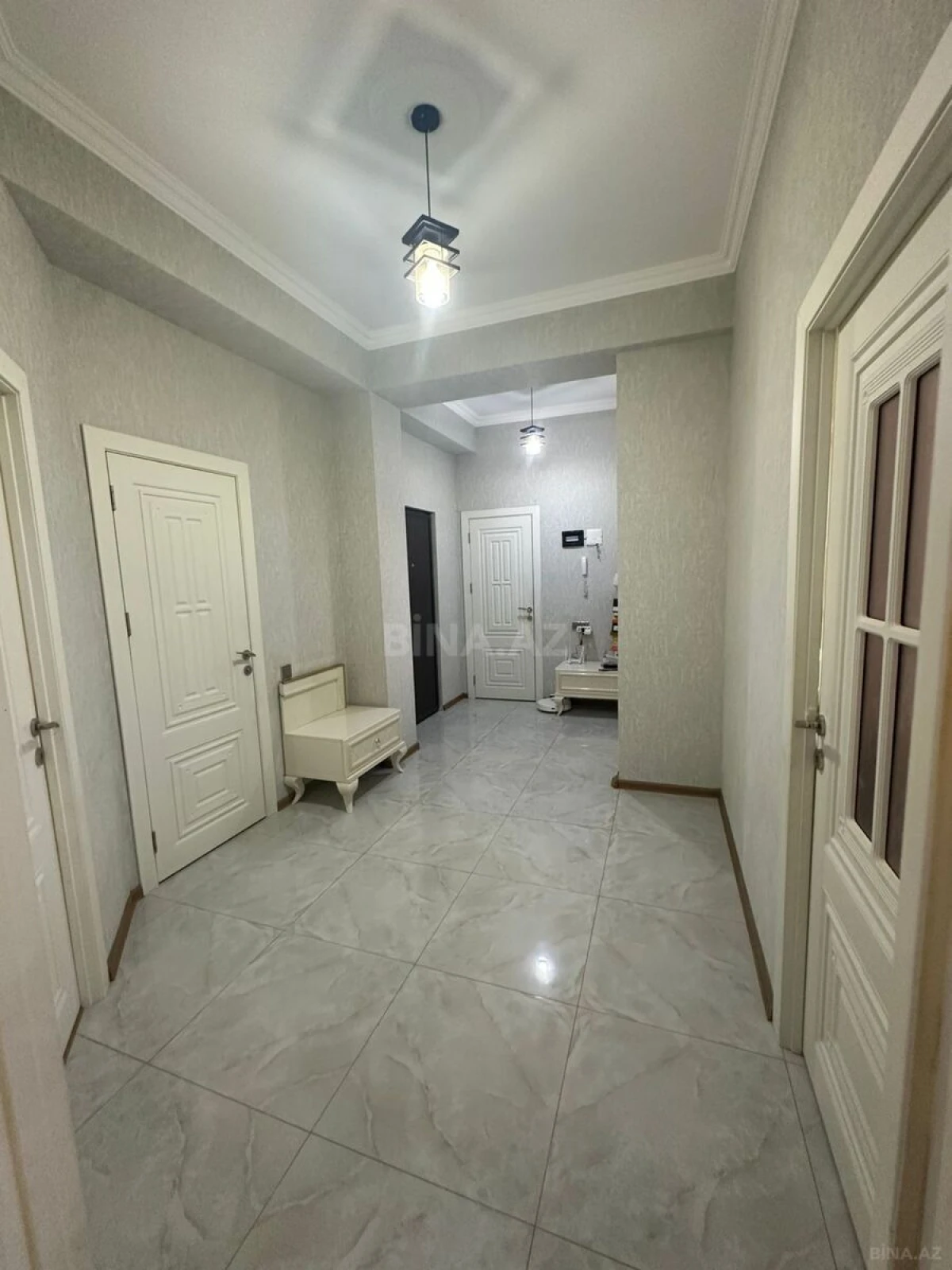 Satılır 3 otaqlı mənzil 95 m²