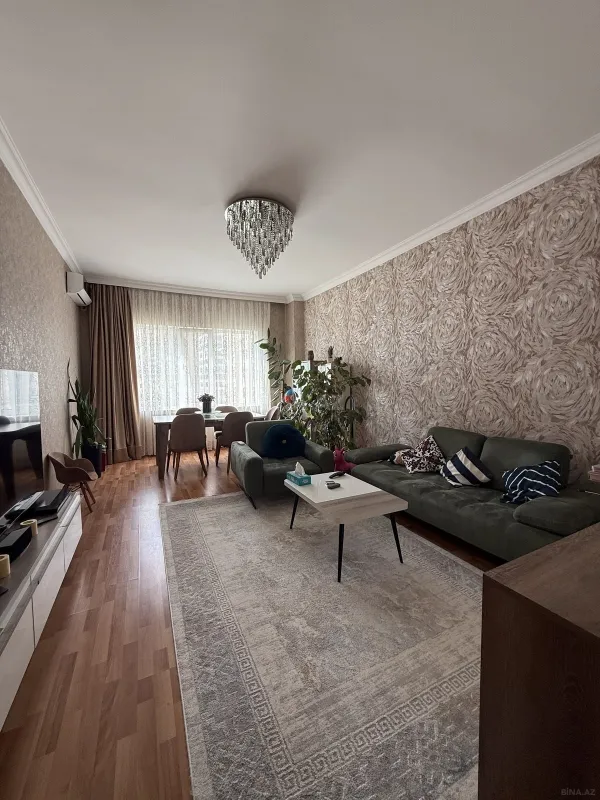 Satılır 2 otaqlı mənzil 96 m²
