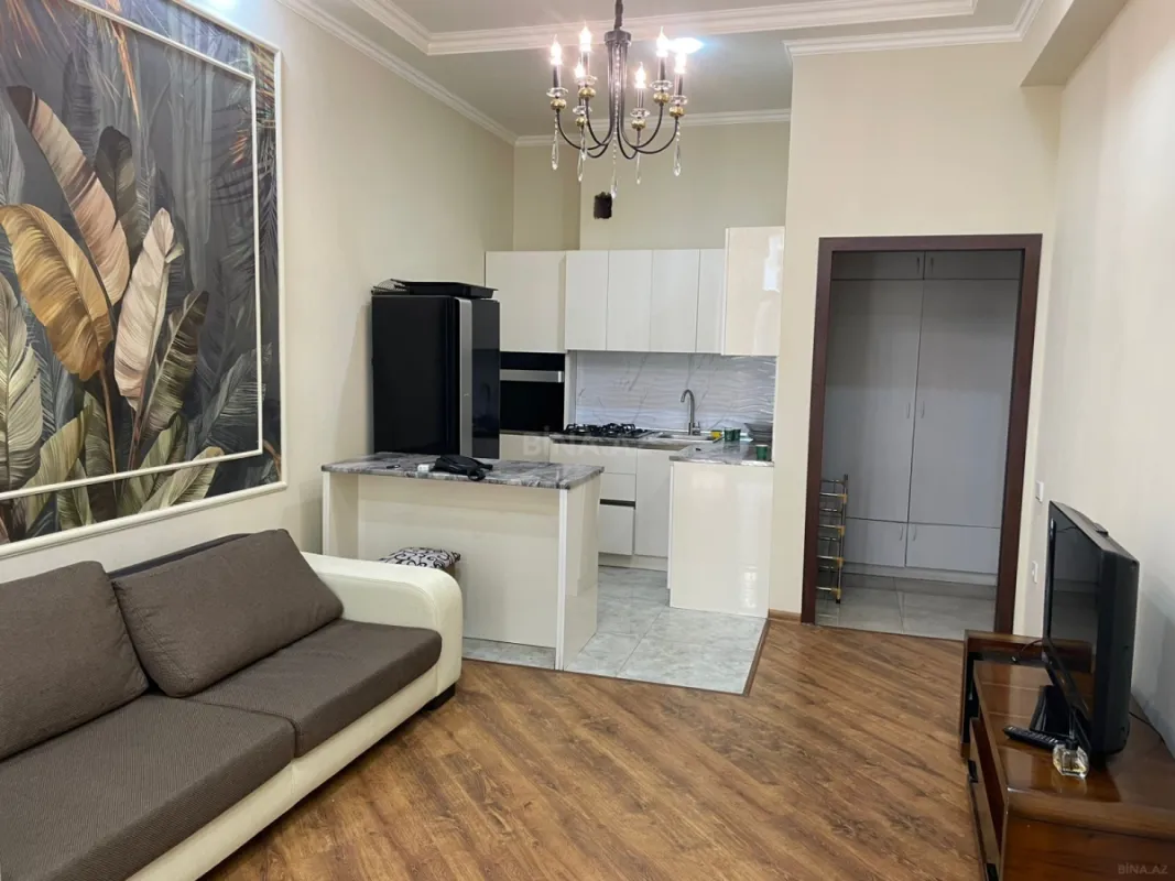 Kirayə verilir 2 otaqlı mənzil 62 m²