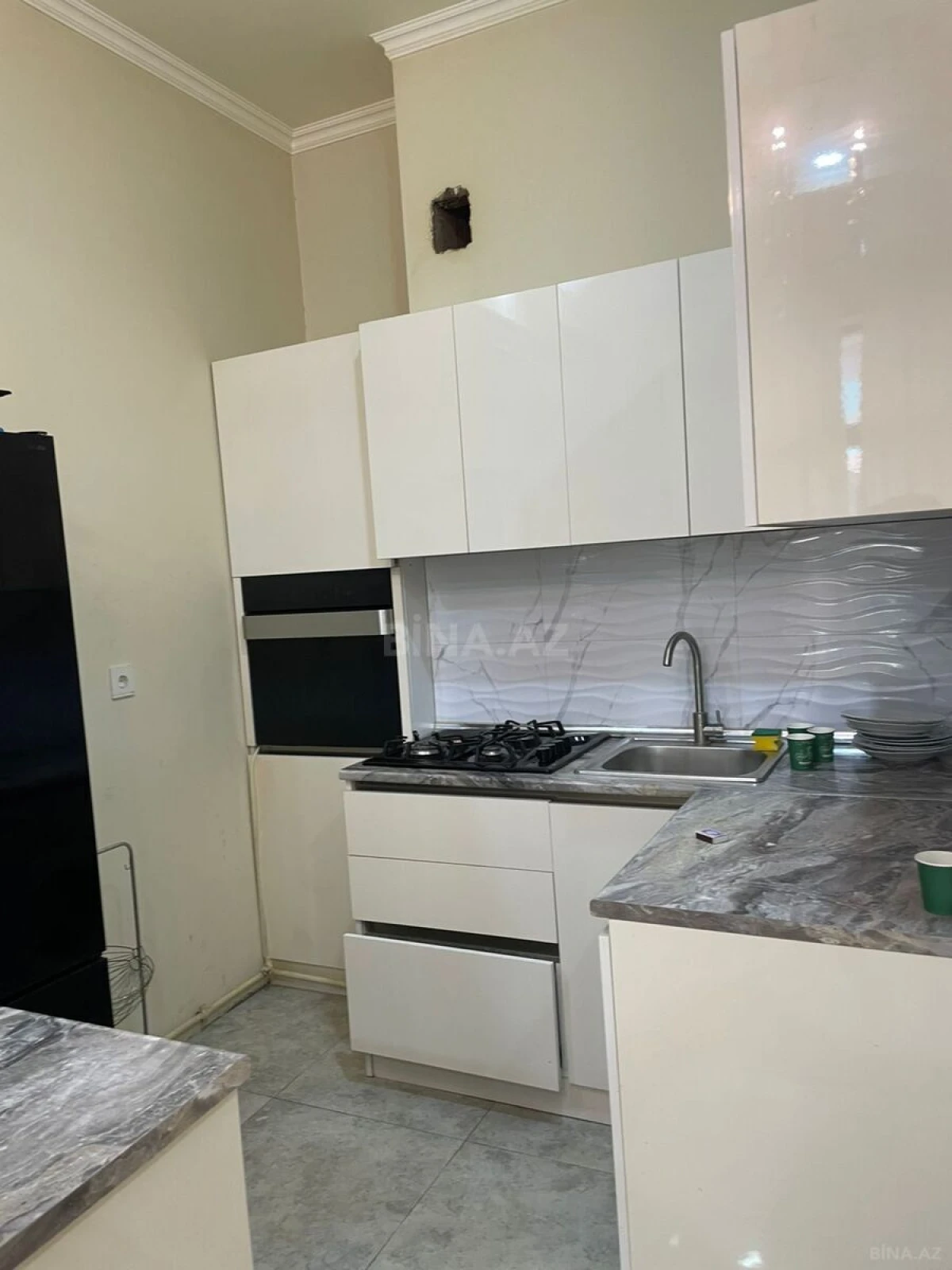 Kirayə verilir 2 otaqlı mənzil 62 m²
