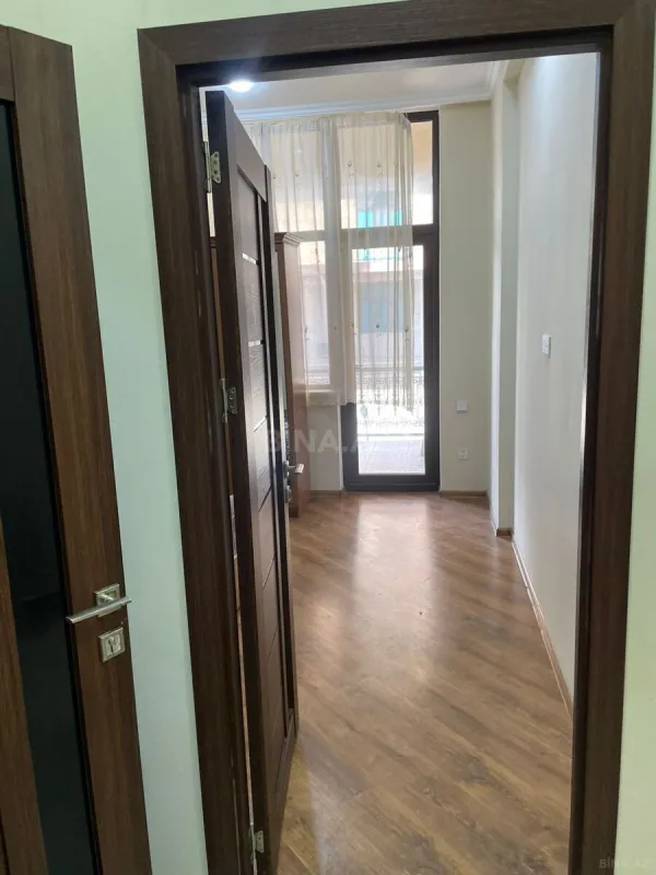 Kirayə verilir 2 otaqlı mənzil 62 m²