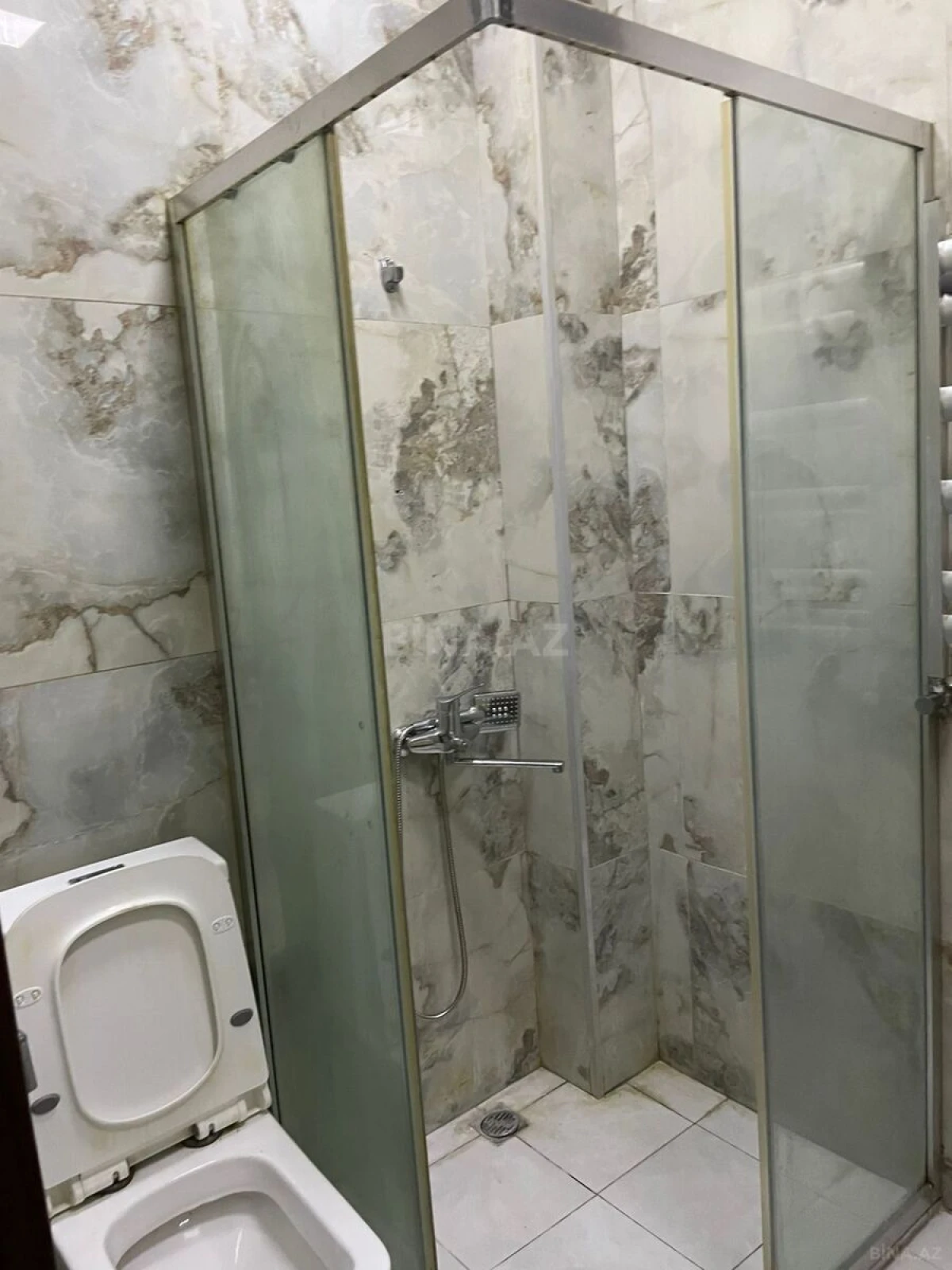 Kirayə verilir 2 otaqlı mənzil 62 m²