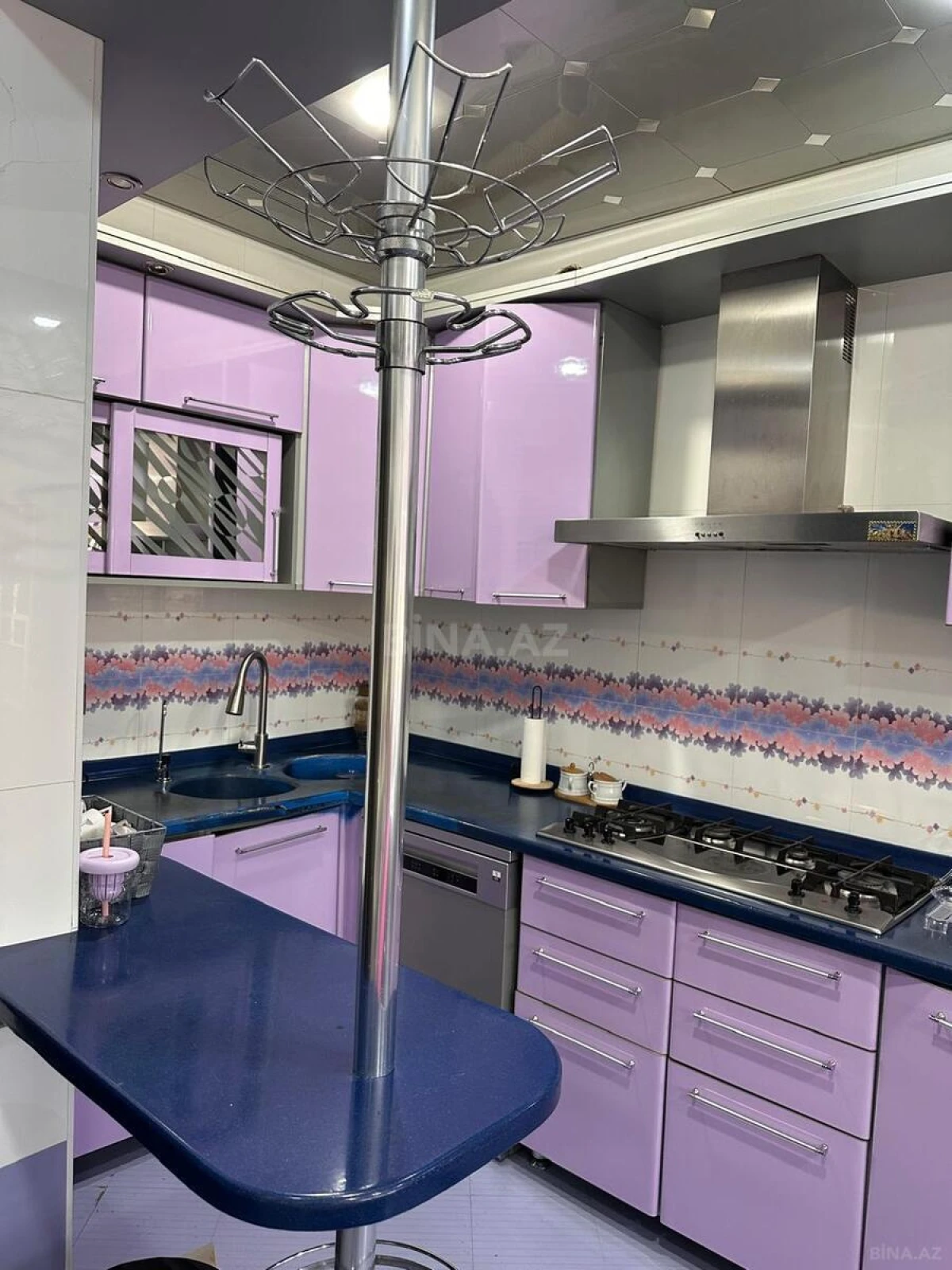 Satılır 3 otaqlı mənzil 154 m²