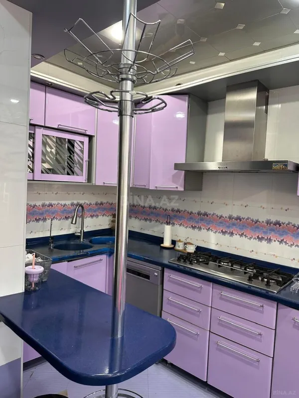 Satılır 3 otaqlı mənzil 154 m²