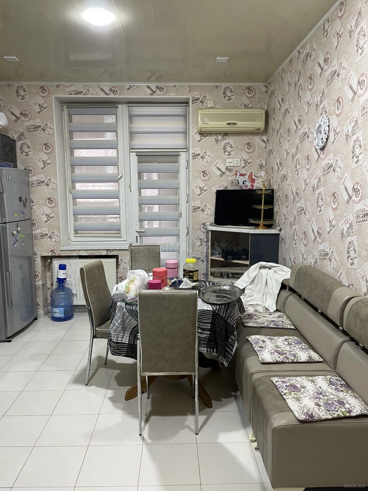 Kirayə verilir 4 otaqlı mənzil 165 m²