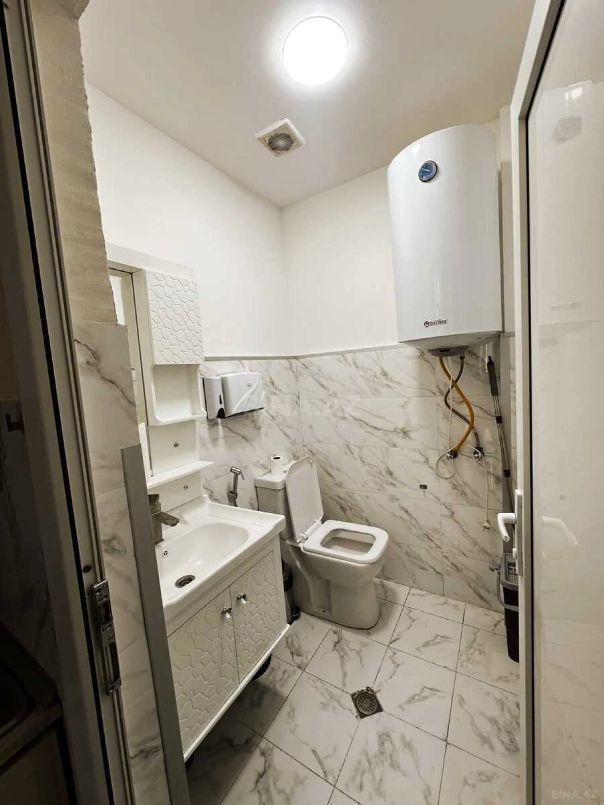 Satılır obyekt 60 m²