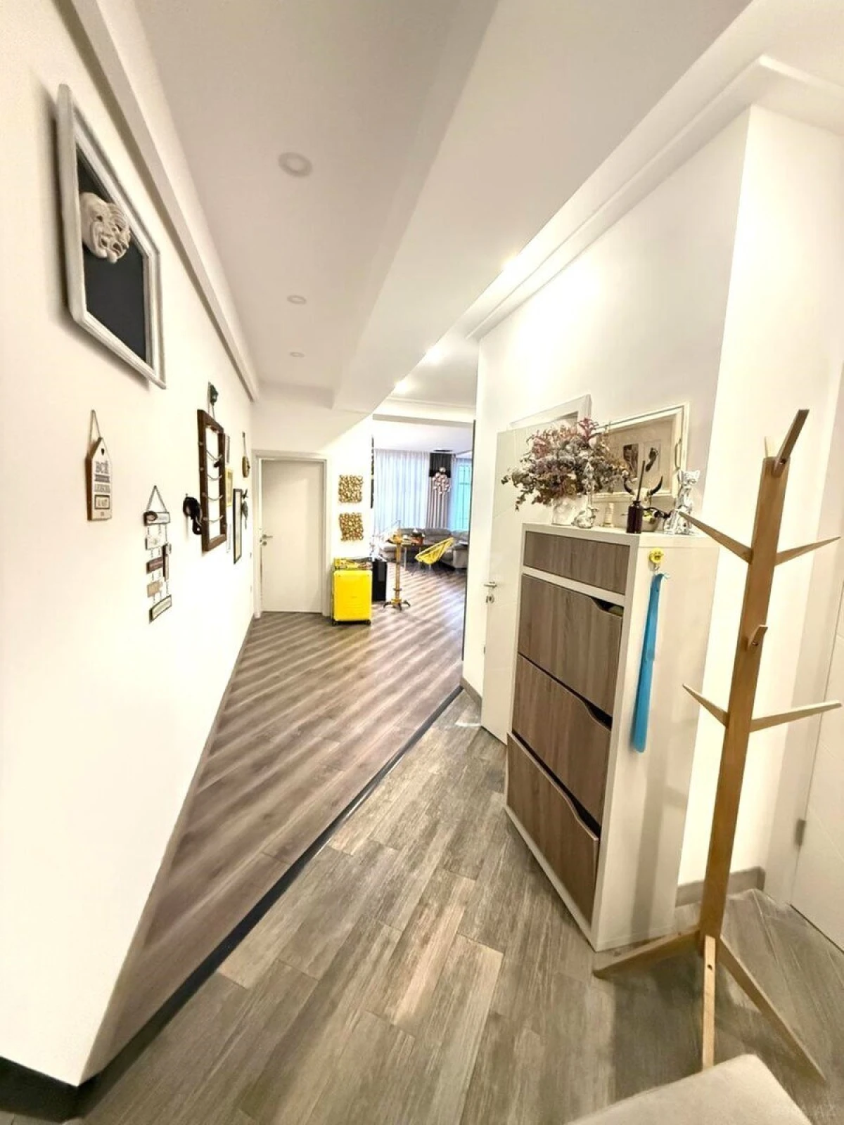 Kirayə verilir 3 otaqlı mənzil 100 m²