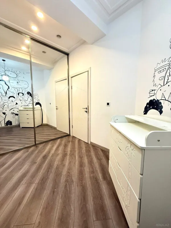 Kirayə verilir 3 otaqlı mənzil 100 m²