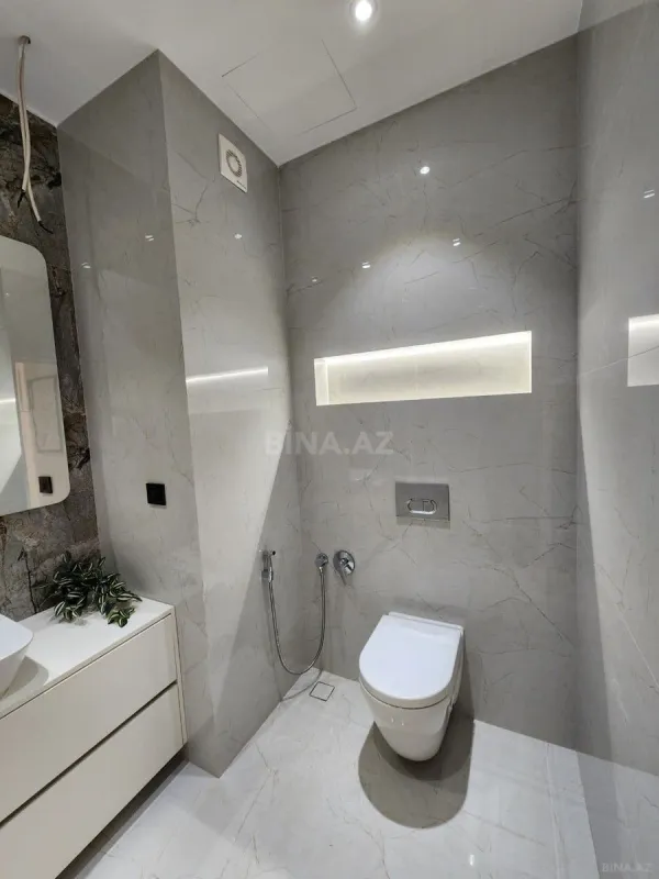 Kirayə verilir 3 otaqlı mənzil 140 m²