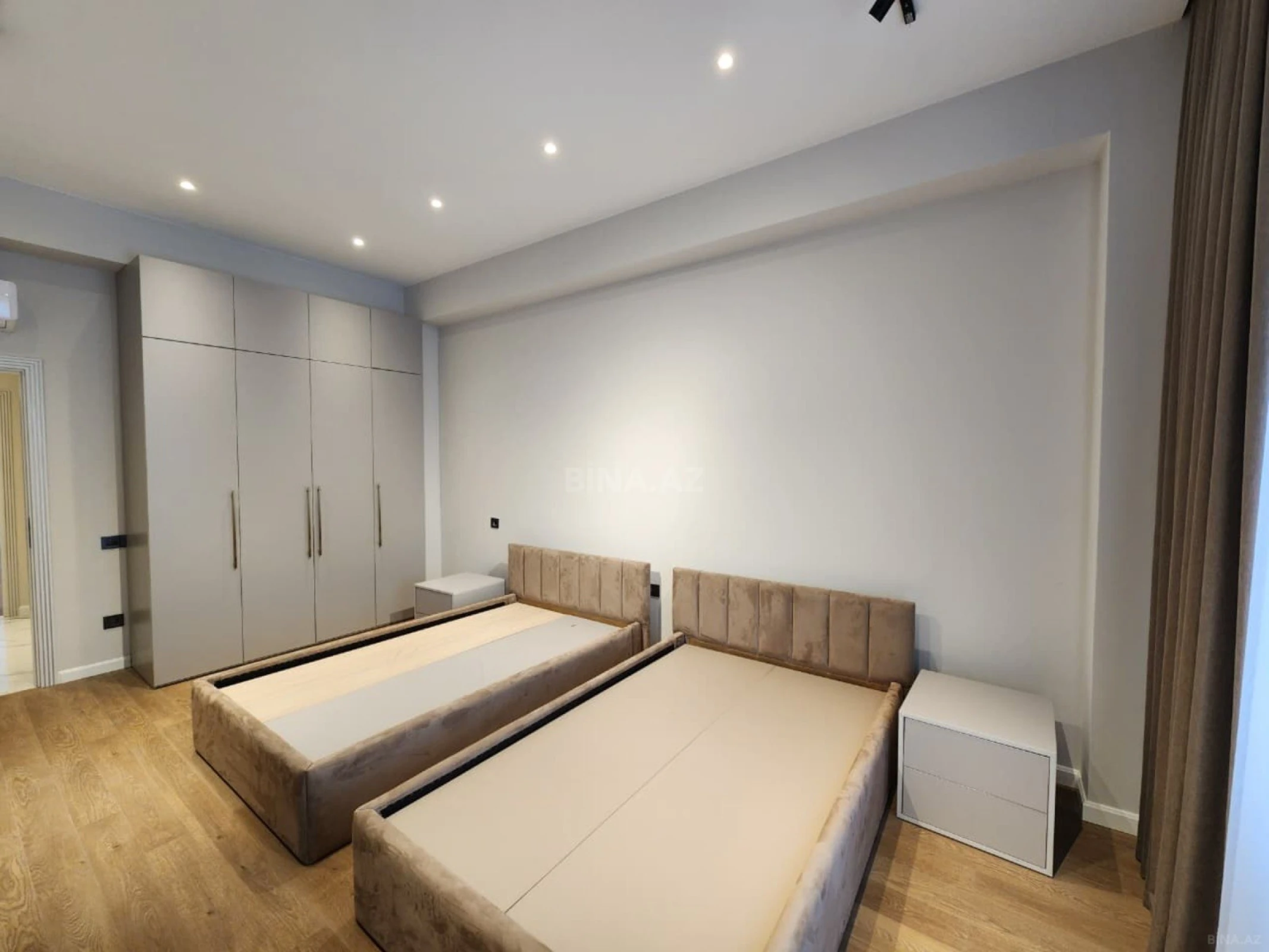 Kirayə verilir 3 otaqlı mənzil 140 m²