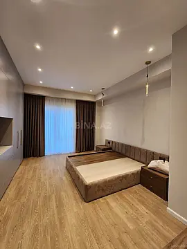 Kirayə verilir 3 otaqlı mənzil 140 m²