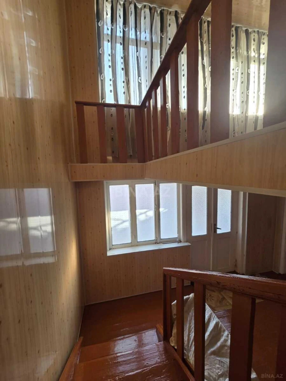 Satılır 6 otaqlı həyət evi 120 m²