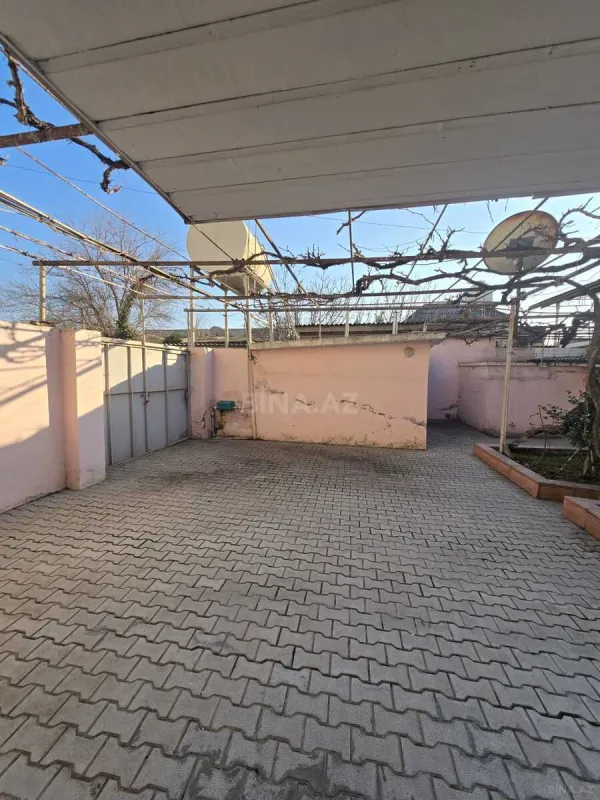 Satılır 6 otaqlı həyət evi 120 m²