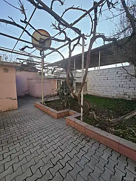 Satılır 6 otaqlı həyət evi 120 m²