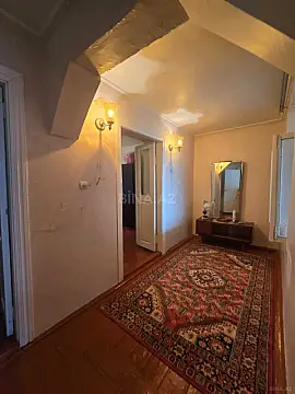 Satılır 6 otaqlı həyət evi 120 m²