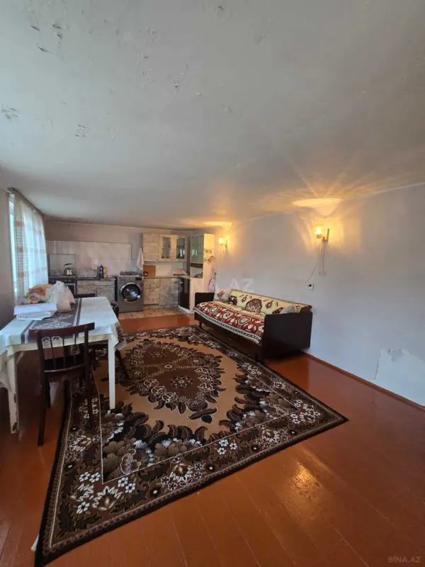 Satılır 6 otaqlı həyət evi 120 m²