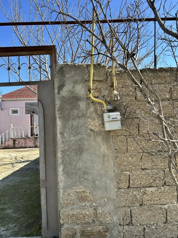 Satılır 3 otaqlı həyət evi 100 m²