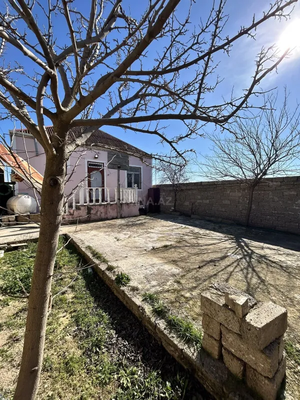 Satılır 3 otaqlı həyət evi 100 m²