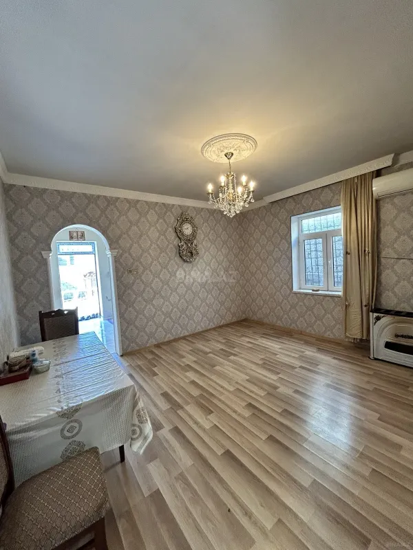 Satılır 3 otaqlı həyət evi 100 m²