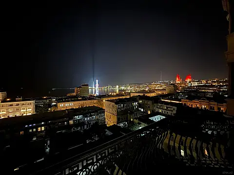 Kirayə verilir 3 otaqlı mənzil 205 m² — Bakı, Sahil qəs. 3 otaq 205.00 m²