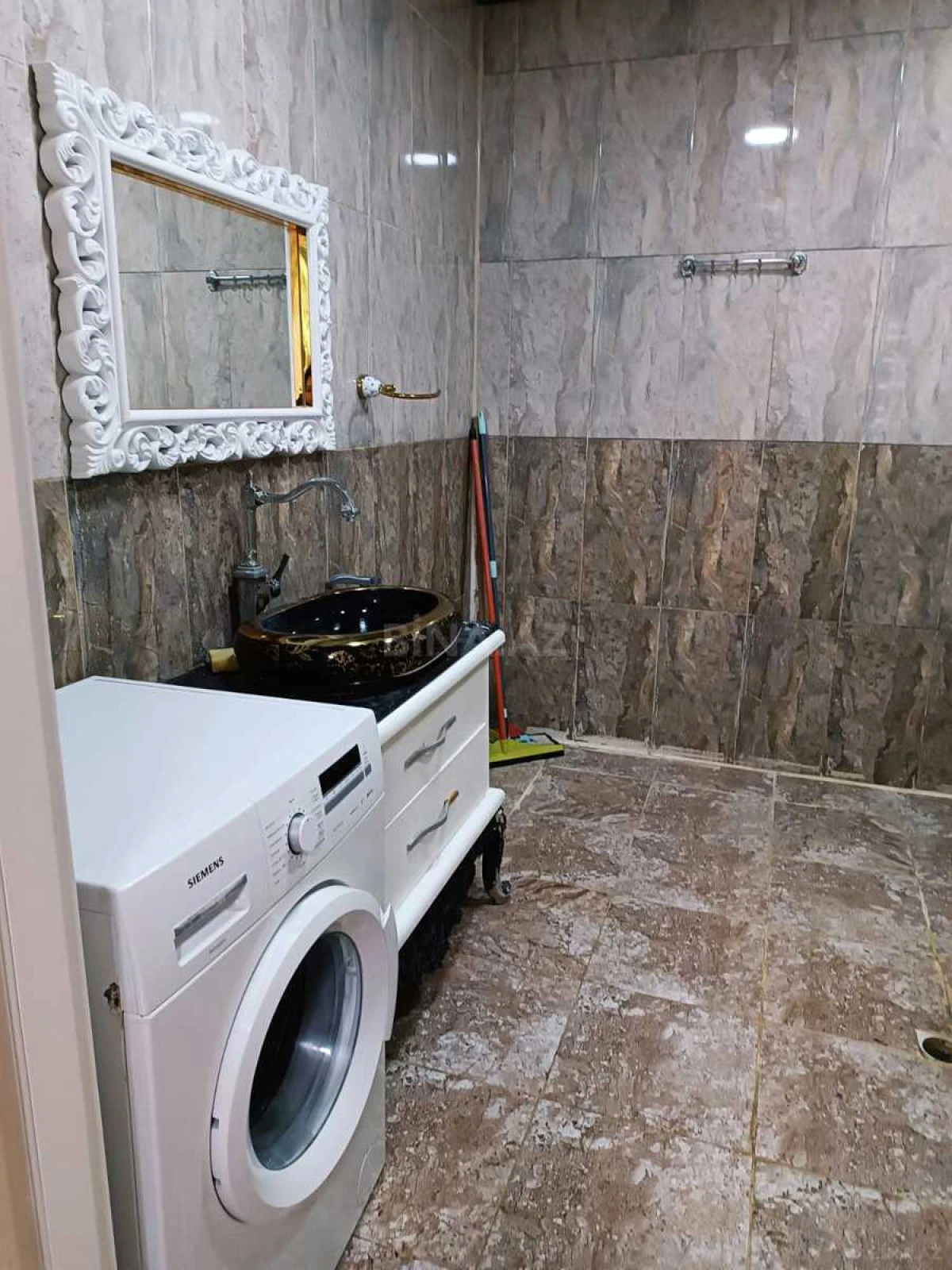Kirayə verilir 2 otaqlı mənzil 75 m²