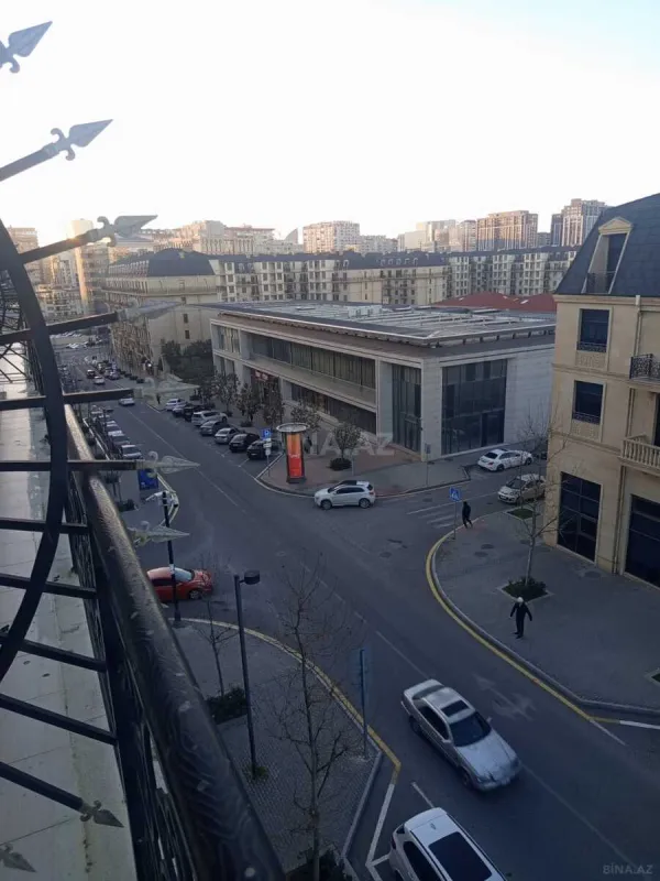 Kirayə verilir 2 otaqlı mənzil 60 m²