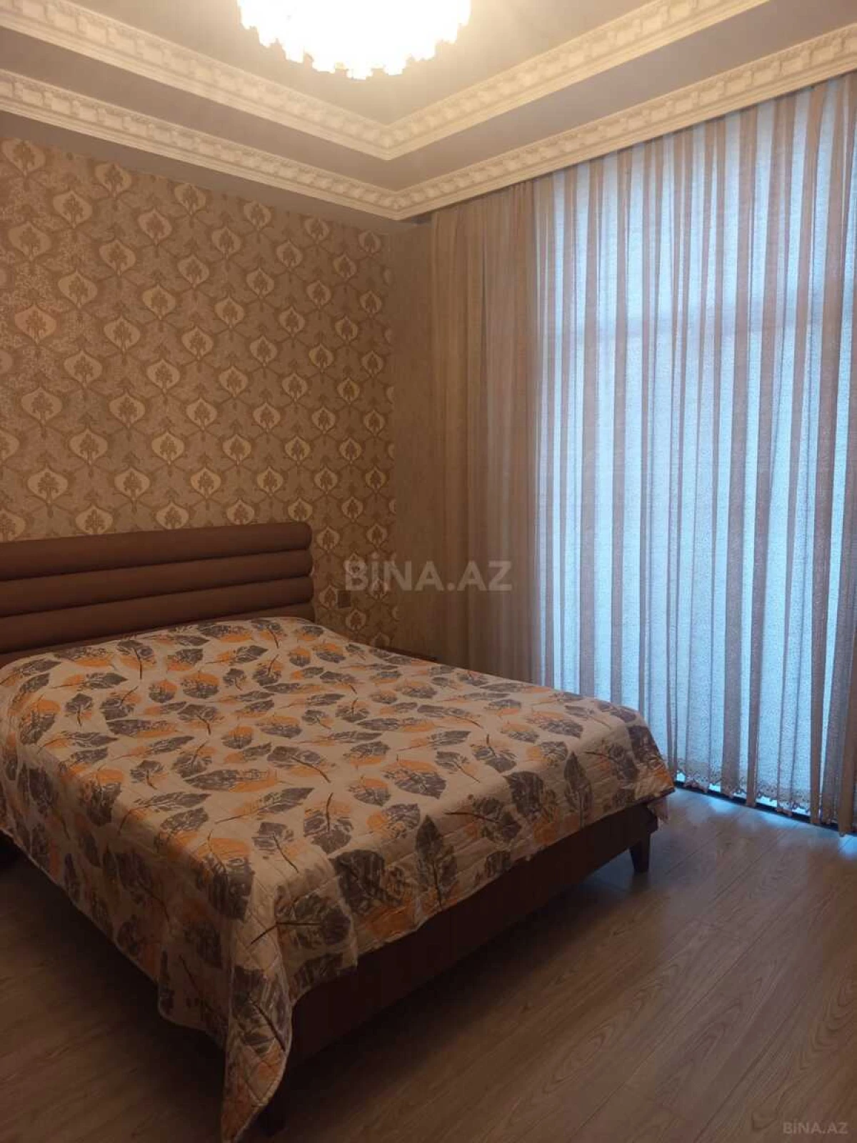 Kirayə verilir 2 otaqlı mənzil 60 m²