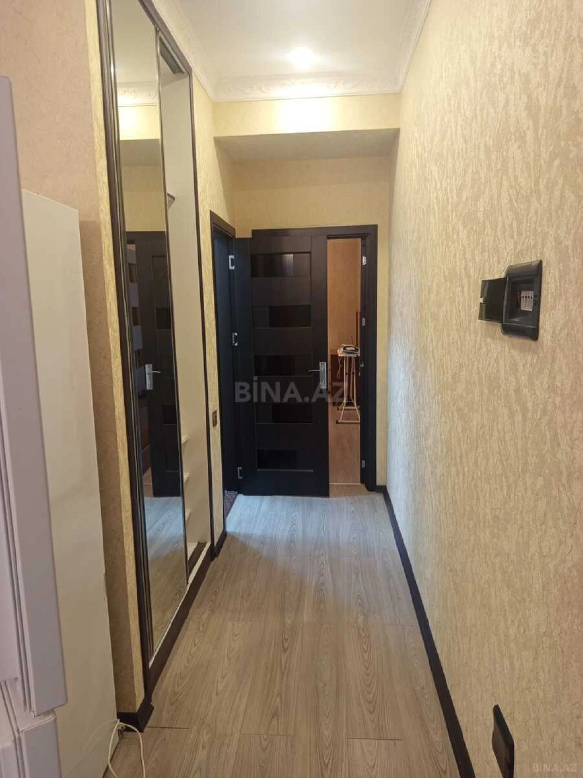 Kirayə verilir 2 otaqlı mənzil 60 m²