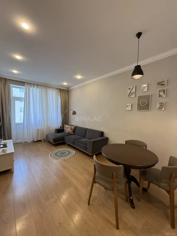 Satılır 2 otaqlı mənzil 55 m²