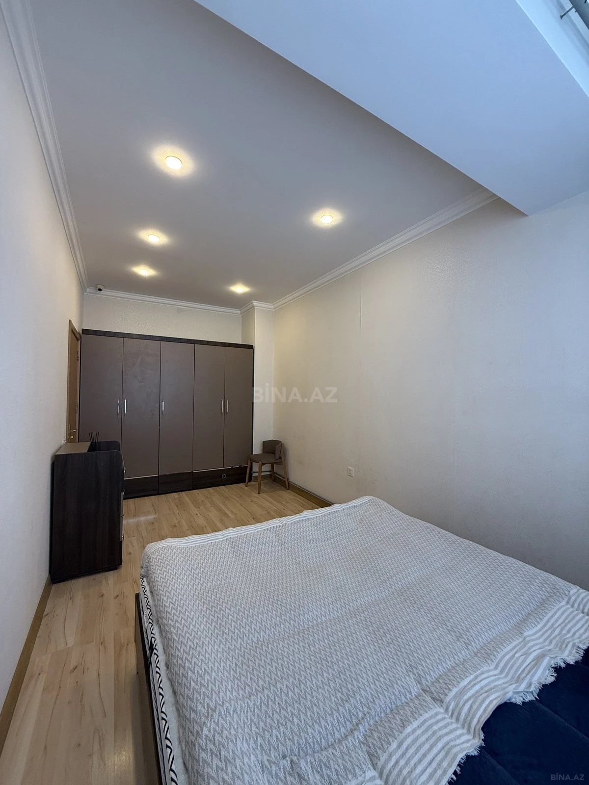 Satılır 2 otaqlı mənzil 55 m²