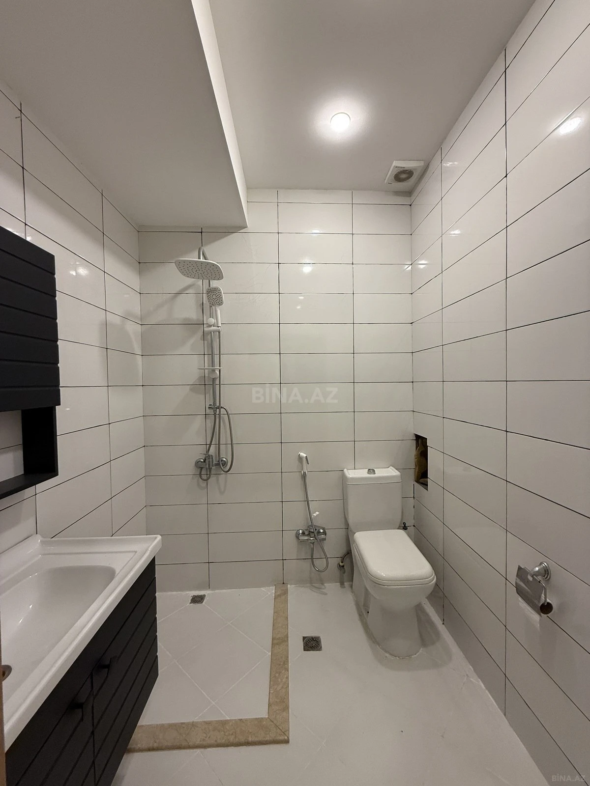 Satılır 2 otaqlı mənzil 55 m²