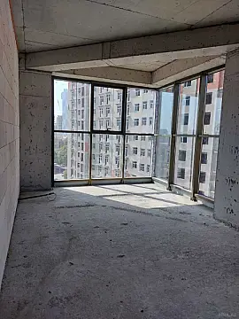 Satılır 3 otaqlı mənzil 122 m²