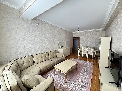 Kirayə verilir 2 otaqlı mənzil 55 m²