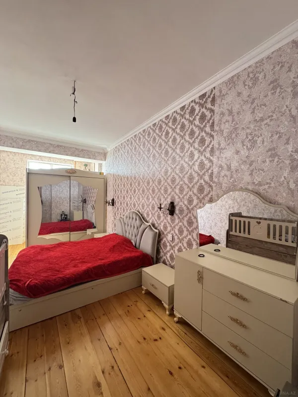 Kirayə verilir 2 otaqlı mənzil 55 m²