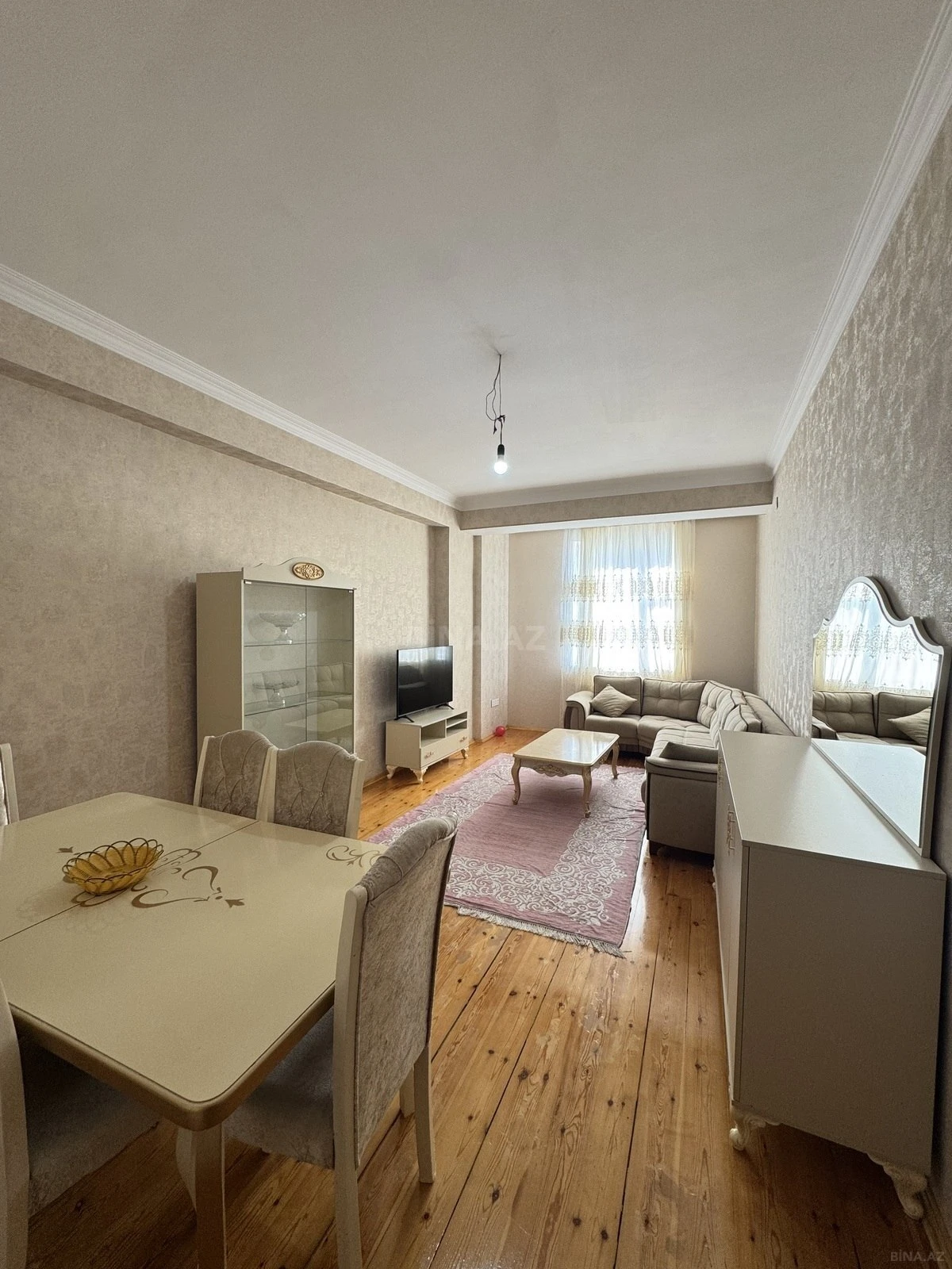 Kirayə verilir 2 otaqlı mənzil 55 m²