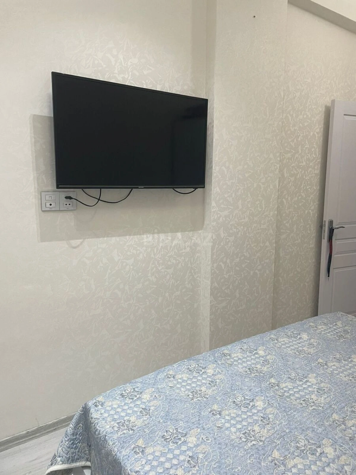 Kirayə verilir 2 otaqlı mənzil 70 m²