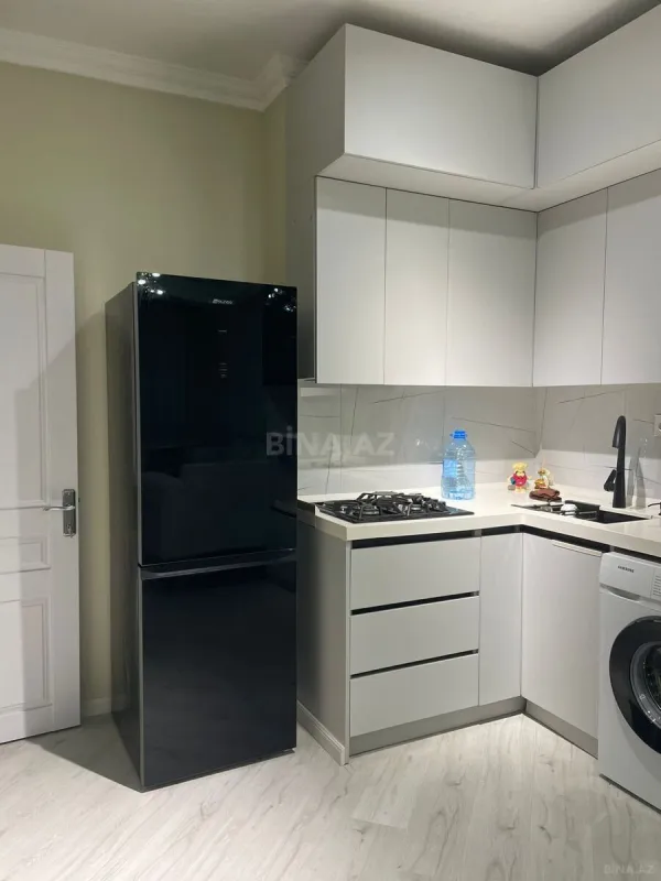 Kirayə verilir 2 otaqlı mənzil 70 m²