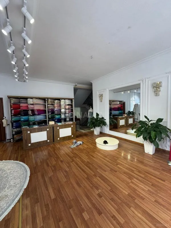 Kirayə verilir obyekt 350 m²