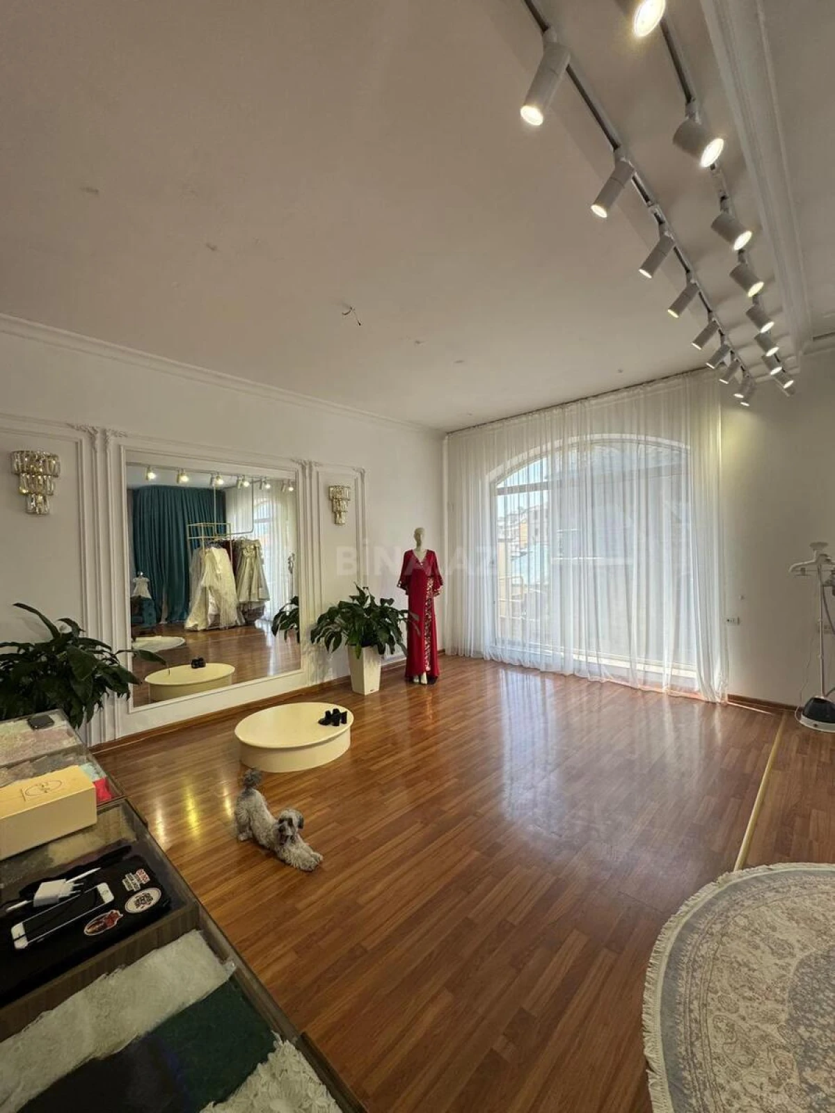 Kirayə verilir obyekt 350 m²