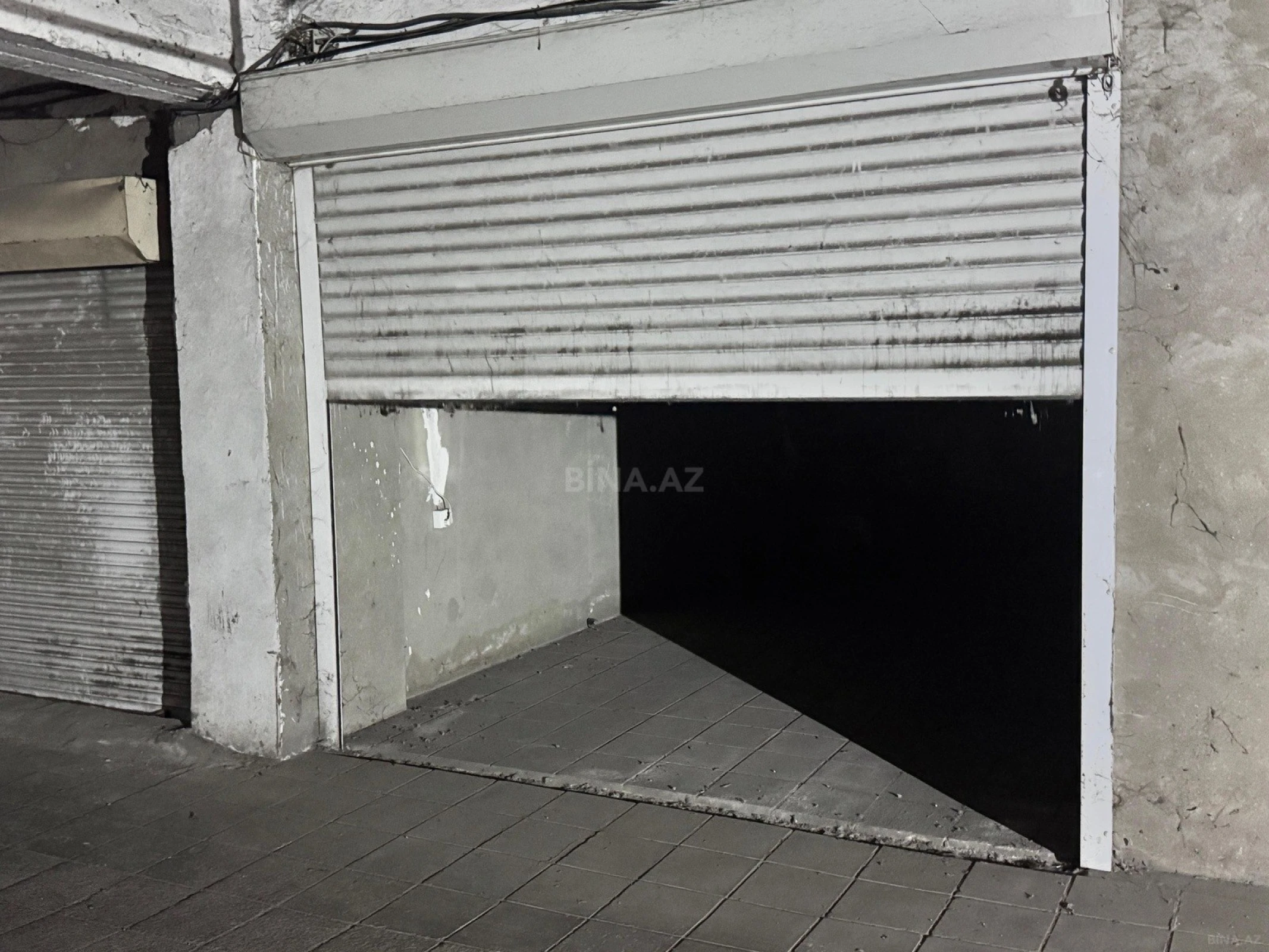 Satılır 2 otaqlı mənzil 88 m²