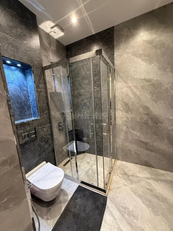 Kirayə verilir 3 otaqlı mənzil 130 m²