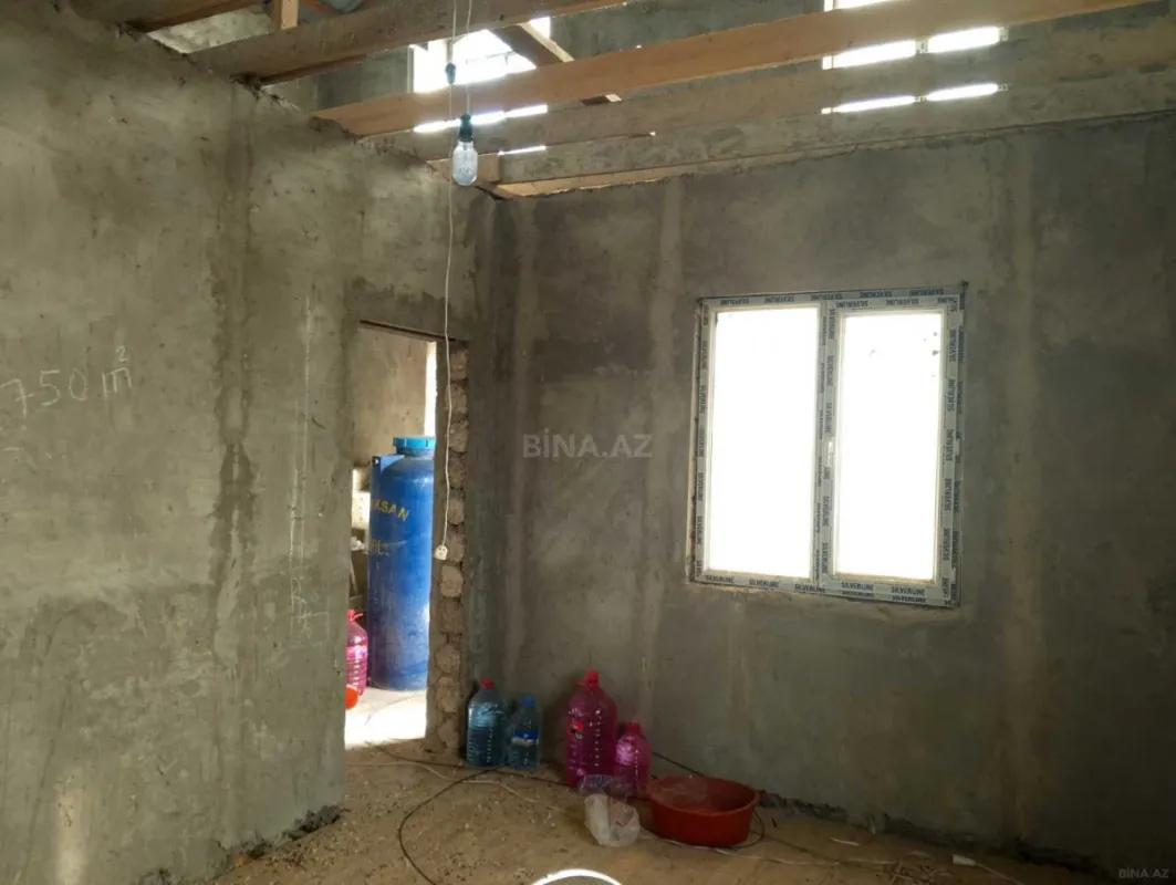 Satılır 4 otaqlı həyət evi 80 m²